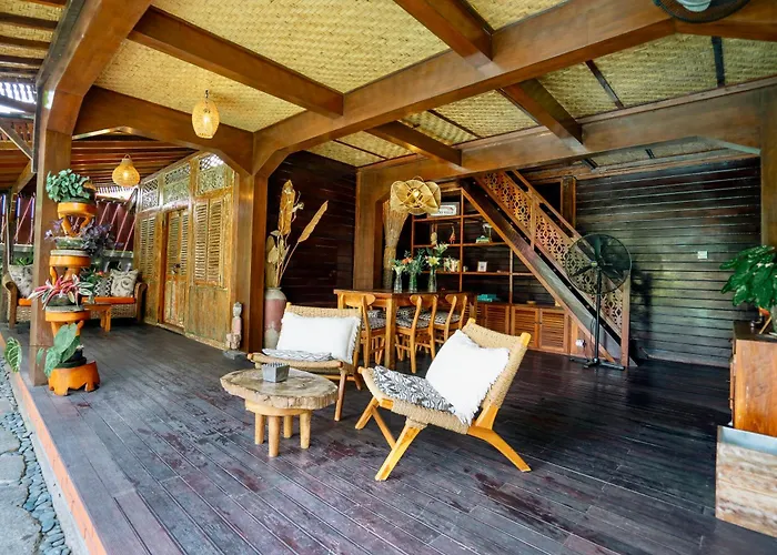 Villa Indulge In The Serenity Of Bali At Rumah Elfi