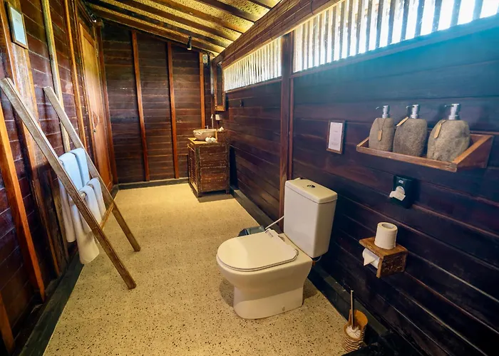 Indulge In The Serenity Of Bali At Rumah Elfi Villa *