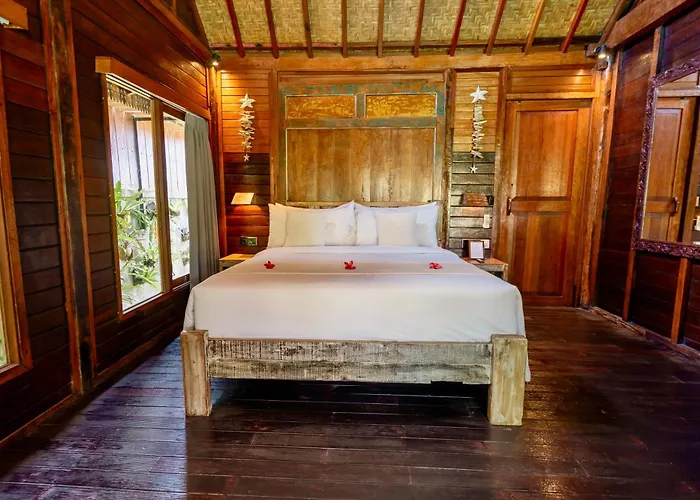 Indulge In The Serenity Of Bali At Rumah Elfi * Ubud