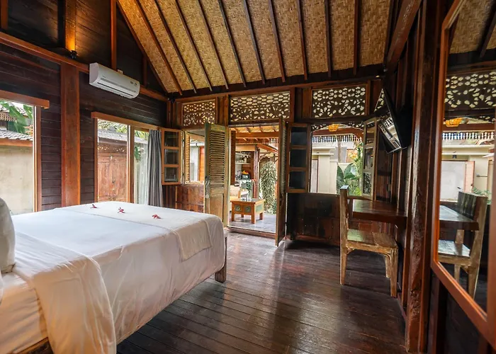 Indulge In The Serenity Of Bali At Rumah Elfi *