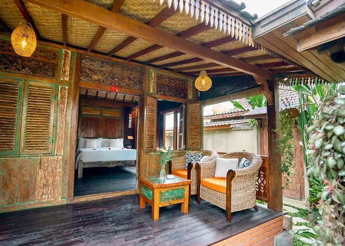 Villa Indulge In The Serenity Of Bali At Rumah Elfi